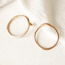 Load image into Gallery viewer, SS26 La-aSOLE DE1951 DANGLING CIRCLE EARINGS