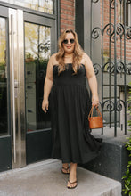 Load image into Gallery viewer, SS26 ARI STRAPLESS MIDI DRESS WDR 10883 DRSBL