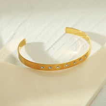 Load image into Gallery viewer, Chimaka Bracelet 21097