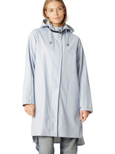 Load image into Gallery viewer, LIGHT RAIN JACKET