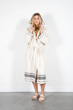 Load image into Gallery viewer, TOFINO TOWEL COMPANY “Hawthorne series” rob