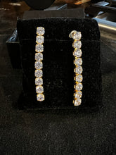 Load image into Gallery viewer, SWAROVSKI CRYSTAL STRAIGHT EARRING #118