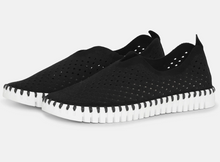 Load image into Gallery viewer, TULIP SNEAKERS