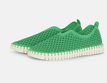 Load image into Gallery viewer, TULIP SNEAKERS