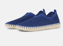 Load image into Gallery viewer, TULIP SNEAKERS