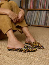 Load image into Gallery viewer, FW26 SEYCHELLES MOCKTAIL MULES LEOPARD