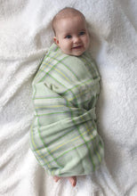 Load image into Gallery viewer, Patrick King Lambs Wool Blanket