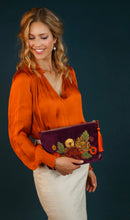 Load image into Gallery viewer, POWDER VINTAGE FLORA ZIP POUCH