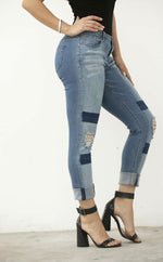 Load image into Gallery viewer, DISTRESSED JEANS JN-09