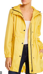 Load image into Gallery viewer, JOULES RIGHT AS RAIN JACKET PACKABLE YELLOW
