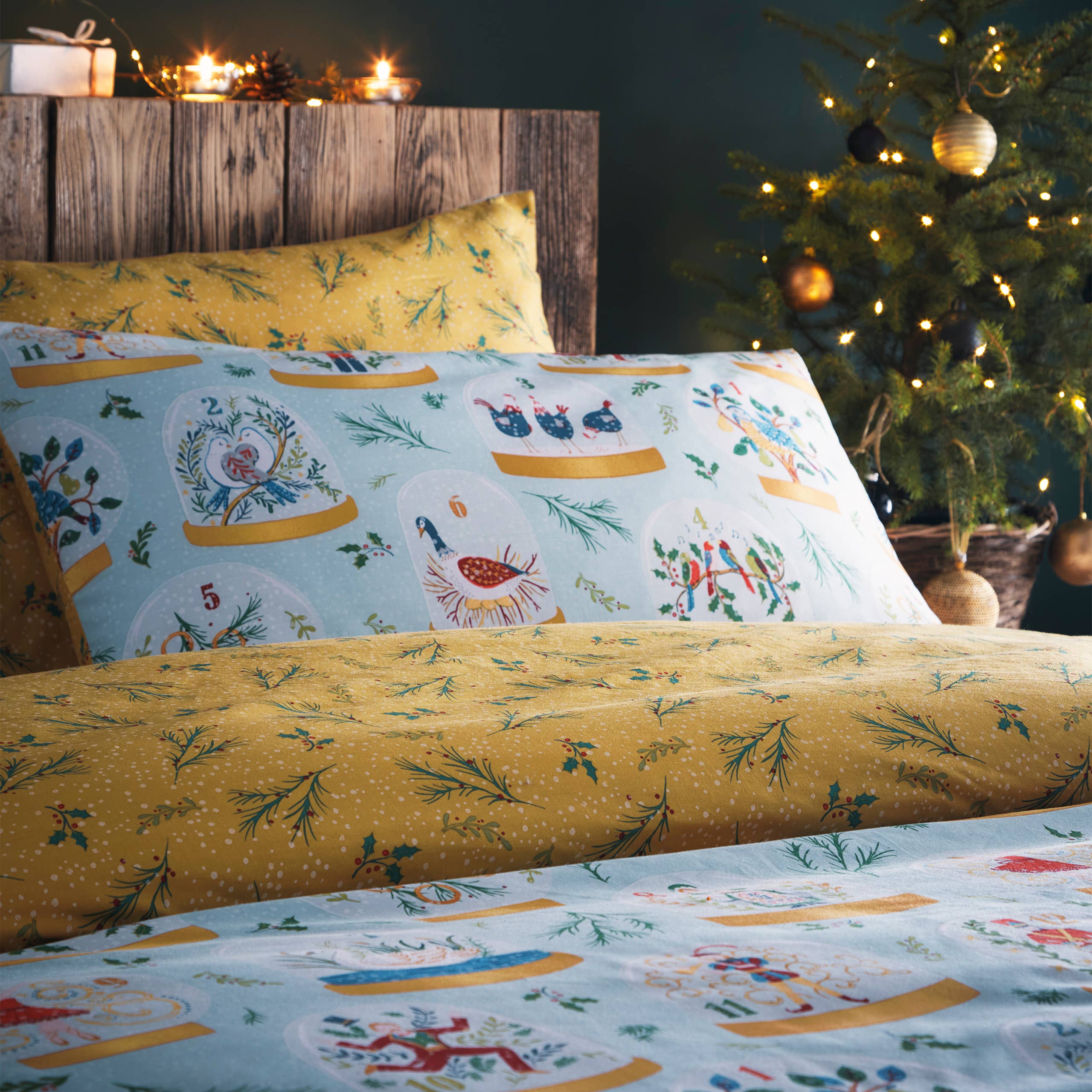 Riva Home - Twelve Days of Christmas Festive Duvet Cover Set Blue