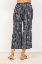 Load image into Gallery viewer, S24 Crop Pant Stripe H33767

