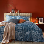 Load image into Gallery viewer, Riva Home - Winter Woods Animal Duvet Cover Set Midnight
