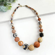Load image into Gallery viewer, DESERTSCAPE NECKLACE
