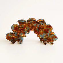 Load image into Gallery viewer, SS26  BROWN &amp; GOLD PETAL CLAW CLIP

