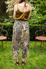 Load image into Gallery viewer, Love Grows Wild Boho Linen Bee Print Cropped Artist Pants: Ankle / Floral / One Size
