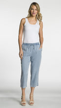 Load image into Gallery viewer, STRAIGHT LEG CAPRI
