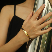 Load image into Gallery viewer, Chimaka Bracelet 21097

