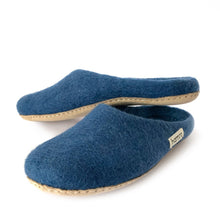 Load image into Gallery viewer, HAND-FELT SLIPPERS
