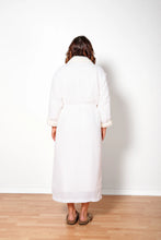 Load image into Gallery viewer, TOFINO TOWEL COMPANY “THE BORÉAL” Robe
