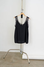 Load image into Gallery viewer, JAKOBINE LACE TOP

