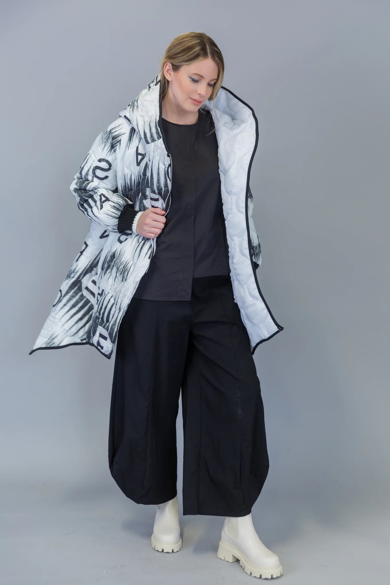 LONG WHITE ART WINTER JACKET DM00002S