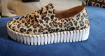 Load image into Gallery viewer, TULIP PLATFORM SHOES 387
