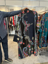 Load image into Gallery viewer, HAND EMBROIDERED WOOL JACKET
