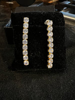Load image into Gallery viewer, SWAROVSKI CRYSTAL STRAIGHT EARRING #118
