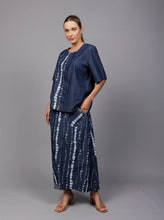 Load image into Gallery viewer, BLUE PATTERNED COTTON SKIRT
