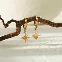 Load image into Gallery viewer, Kaylin Star Earrings 21255
