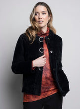 Load image into Gallery viewer, FW24 SHORT JACKET LK527
