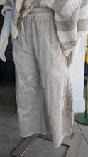 Load image into Gallery viewer, SS26 PAPERLACE CROP PANT

