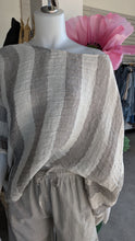 Load image into Gallery viewer, SS26 PAPERLACE PLP-H622T LINEN/GAUZE TOP WITH VERTICAL STRIPES
