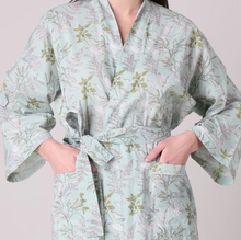 Load image into Gallery viewer, Serena Robe N200R
