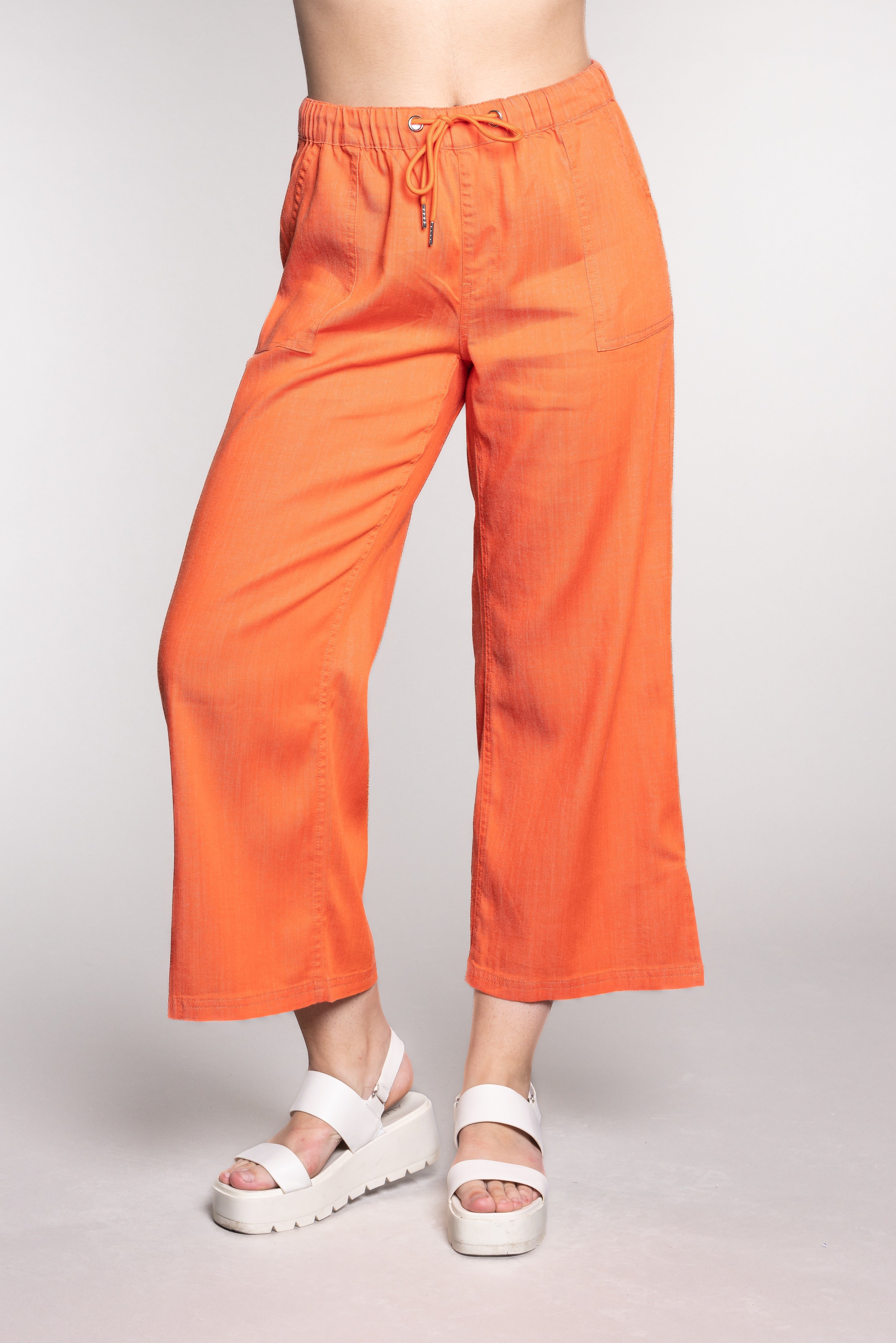 S24 DRAW STRING ANKLE PANTS T-1003