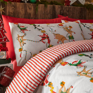 Riva Home - Santas Workshop Christmas Duvet Cover Set White