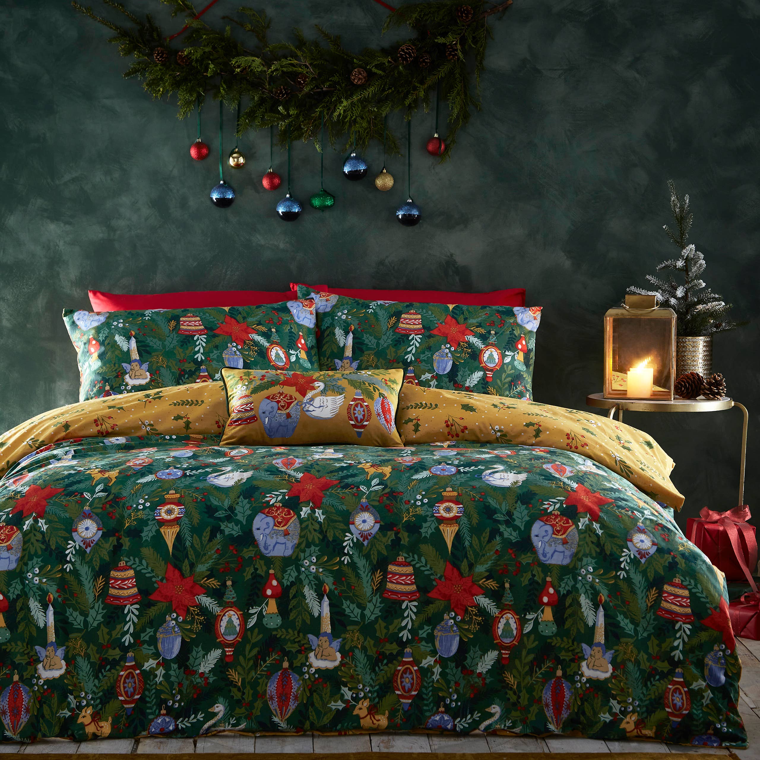 Riva Home - Deck The Halls Christmas Duvet Cover Set Pine Green