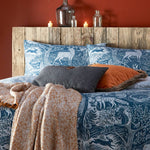 Load image into Gallery viewer, Riva Home - Winter Woods Animal Duvet Cover Set Midnight
