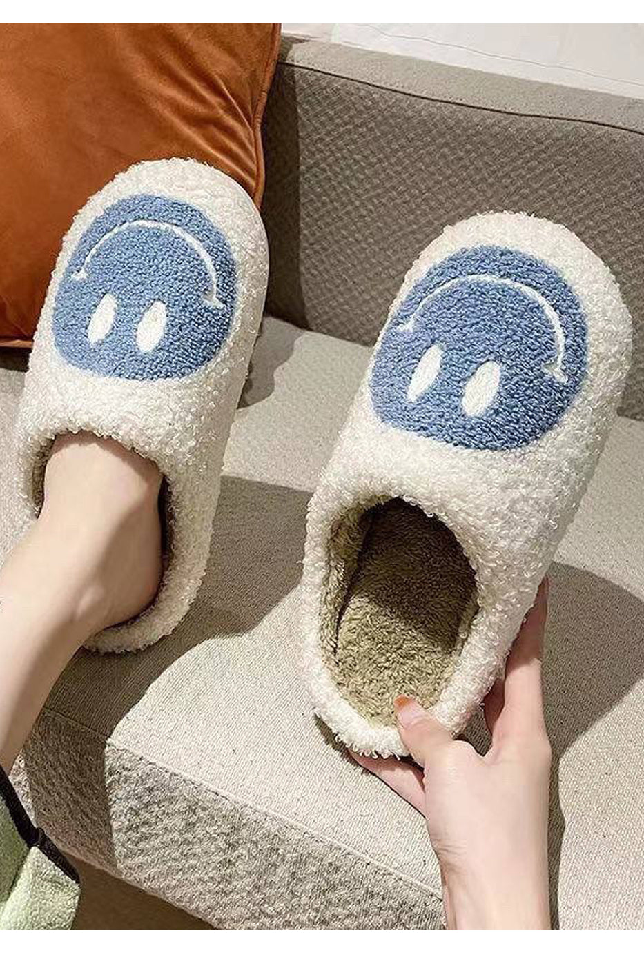 KIDS SLIPPERS HAPPY FACE