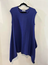 Load image into Gallery viewer, LINEN TUNIC
