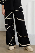 Load image into Gallery viewer, KNITTED PATTERNED PANT
