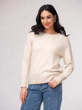 Load image into Gallery viewer, FW26 ES SPORT SWEATER &amp; DETACHABLE SCARF
