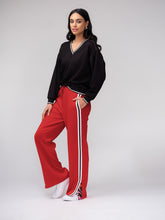 Load image into Gallery viewer, FW26 ES SPORTS V- NECK PULLOVER
