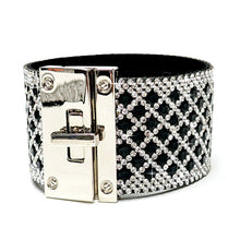 Load image into Gallery viewer, BUBBLE BLING CUFF

