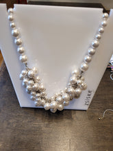 Load image into Gallery viewer, KENNITH BELL $39.99
