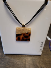 Load image into Gallery viewer, KENNITH BELL $39.99
