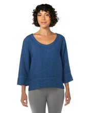 Load image into Gallery viewer, UTZ V-NECK VENT TOP
