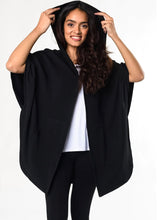 Load image into Gallery viewer, DAKOTA HOODED PONCHO 581100

