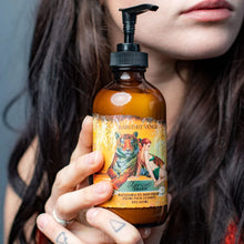 Load image into Gallery viewer, APRICOT BRANDY MACADAMIA OIL BODY CREAM
